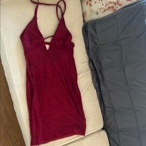 Lined lace strappy dress